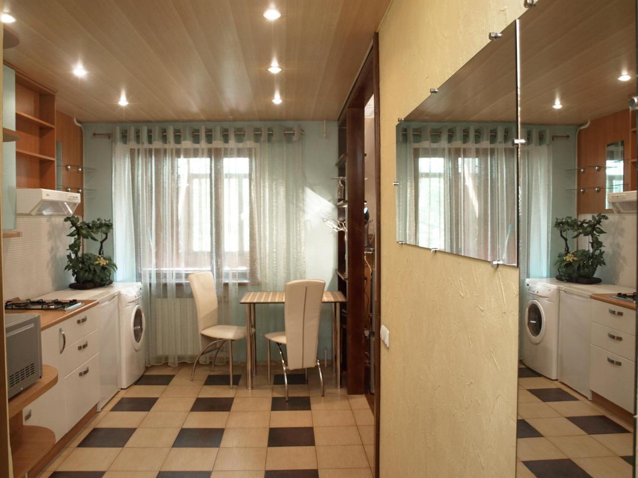Apartment In The City Center ドニプロペトロウシク エクステリア 写真